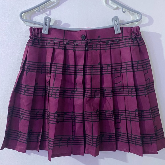 Kaede Akamatsu Cosplay - Picture 2 of 3